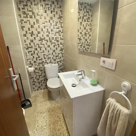 Apartment V 5-14 *